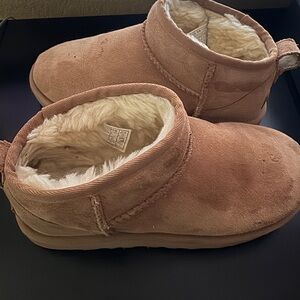 Ugg ultra mini